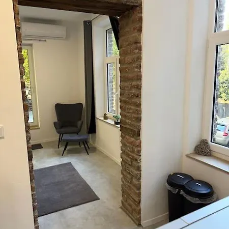 Gemuetliche Kleine Mit Balkon Apartmán Aquisgrà