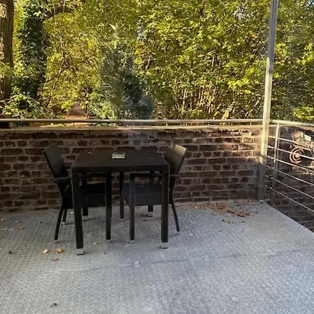 Gemuetliche Kleine Mit Balkon