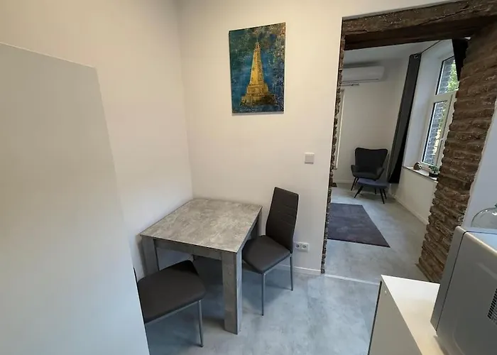 Gemuetliche Kleine Mit Balkon Appartamento Aquisgrana